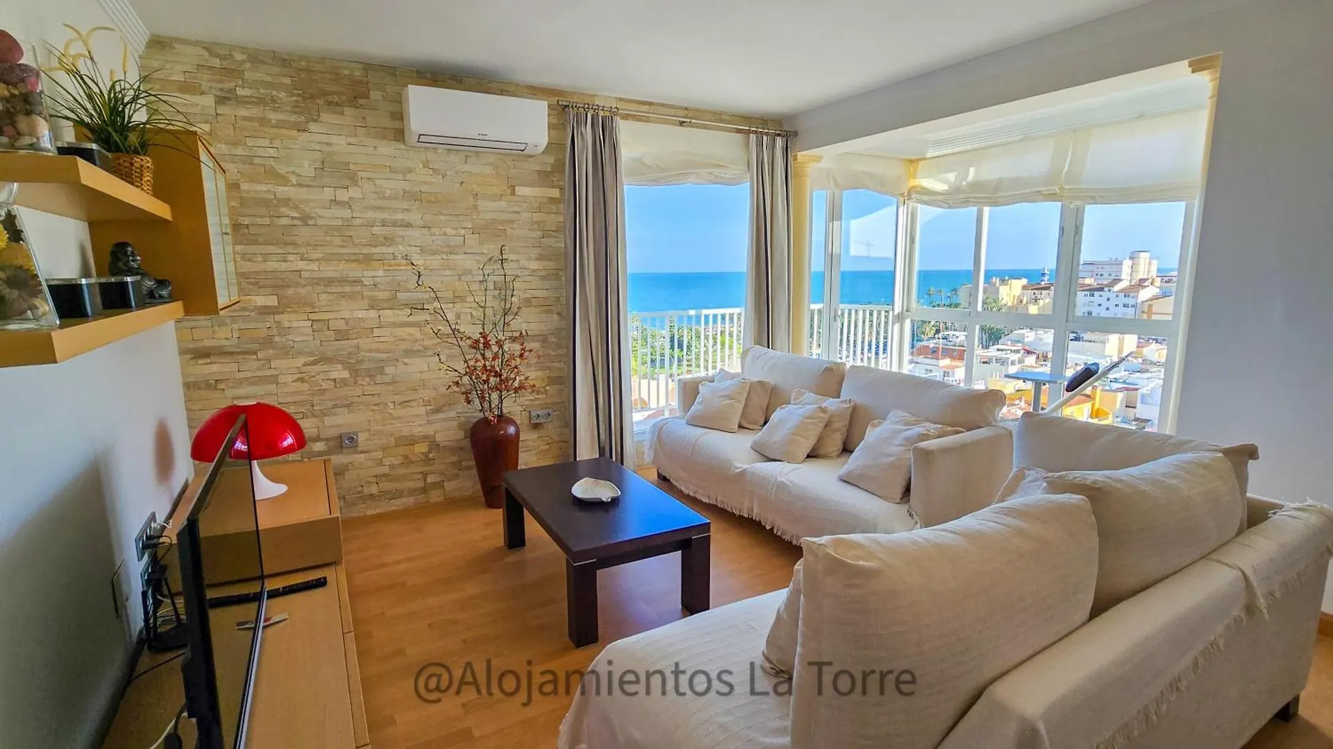 Luxury House Relax - Alojamientos La Torreの連絡先